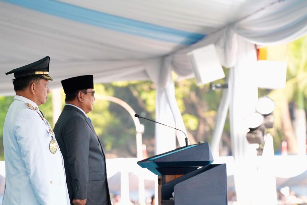 Prabowo Subianto Melantik 1204 Pamong Praja Muda IPDN XXXIII