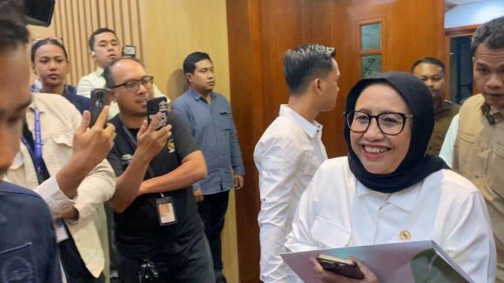 Nanik S Deyang Mengundurkan Diri dari Kepala BGN