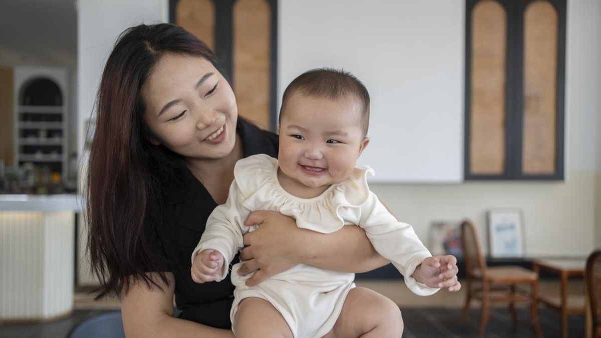 Orang Tua Dorong Kebiasaan Sehari-hari untuk Tingkatkan Kecerdasan Bayi