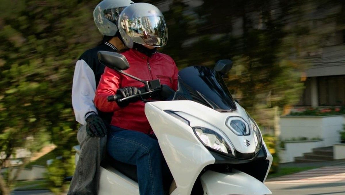 Suzuki Meluncurkan Skuter Maxi Burgman 15 di Filipina