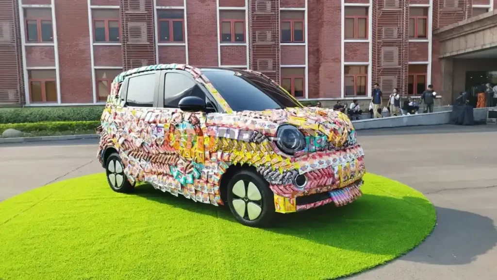 Wuling Perkenalkan Mobil Listrik Aira ev di Cikarang
