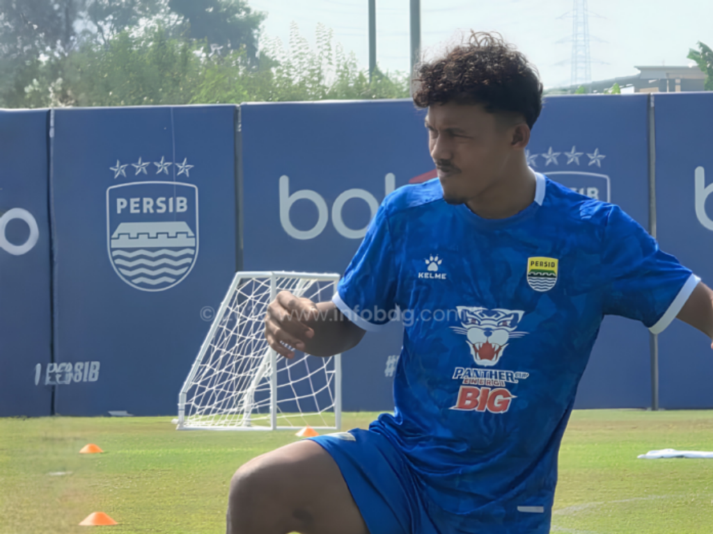 Persib Bandung Kontrak Winger Muda Ikhwan Ali Tanamal Hingga 2028