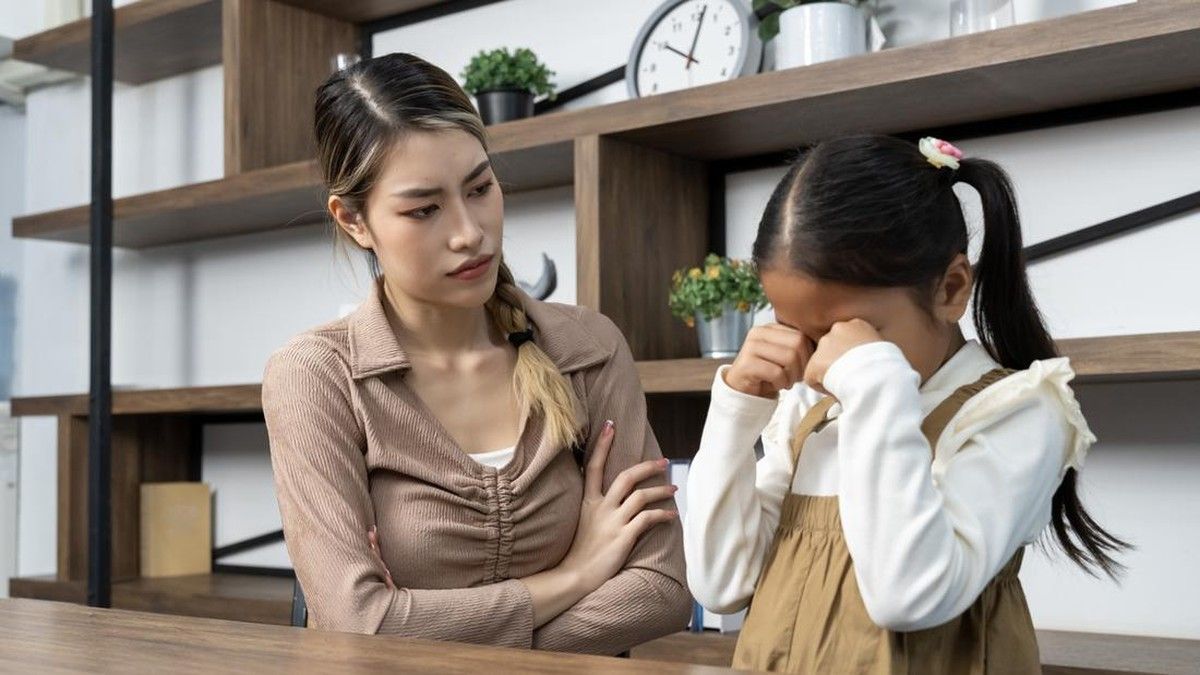 Orang Tua Perlu Minta Maaf Usai Marahi Anak demi Emosi