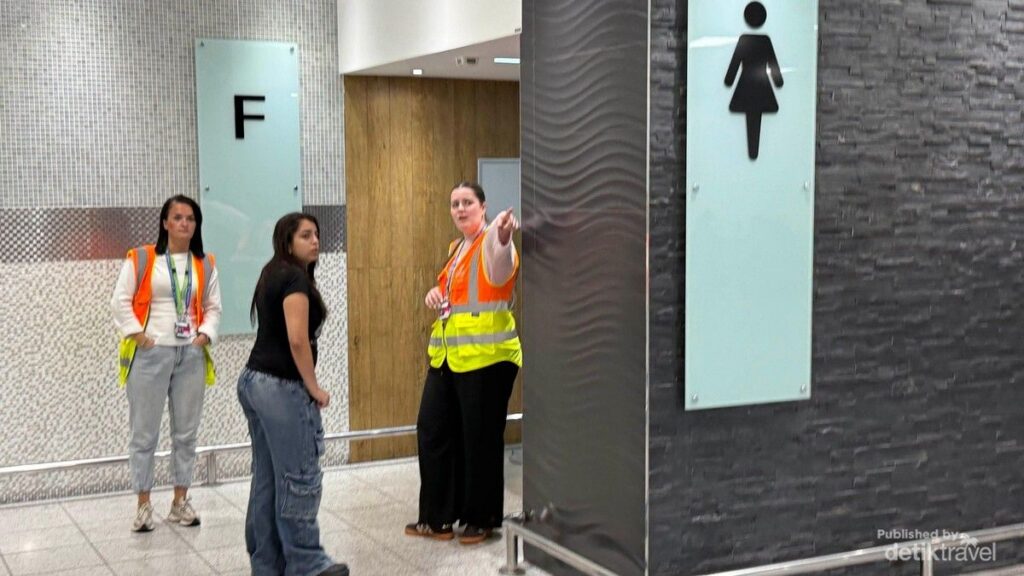 Krisis Air Bersih Lumpuhkan Fasilitas Bandara Gatwick Inggris