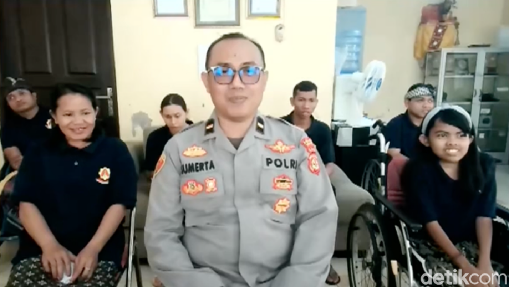 Ipda Kadek Sumerta Membina Ratusan Penyandang Disabilitas di Gianyar