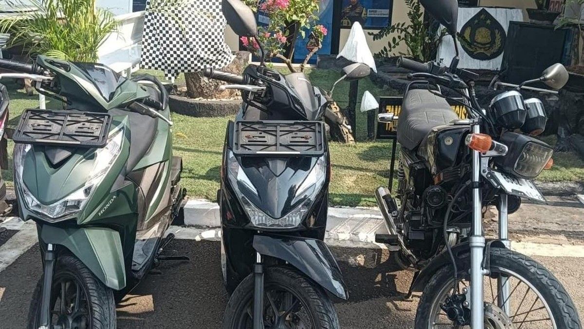 Polsek Jatiuwung Tangkap Tiga Penadah Motor Curian di Karawang