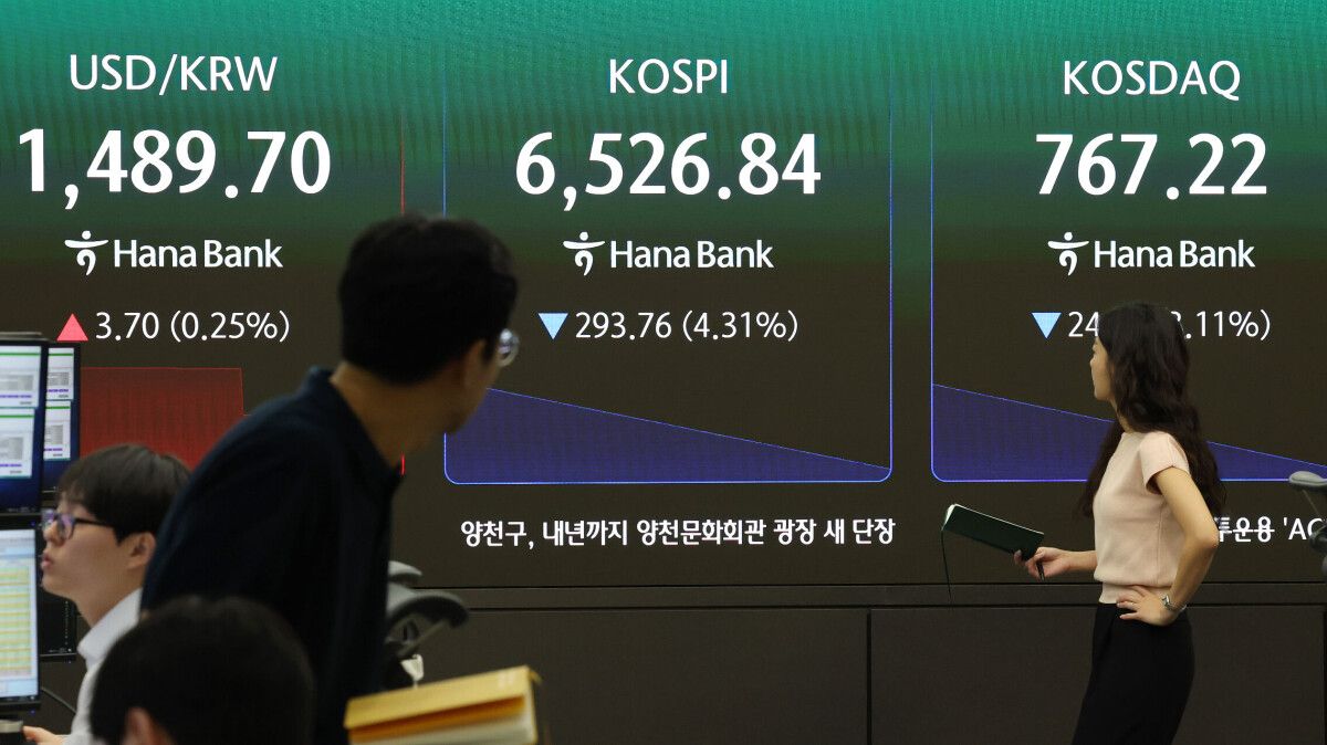 Indeks Kospi Korea Selatan Anjlok Akibat Tekanan Suku Bunga dan AI