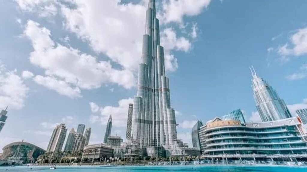 Burj Khalifa Diperkirakan Bertahan Hingga Ratusan Tahun Tanpa Manusia