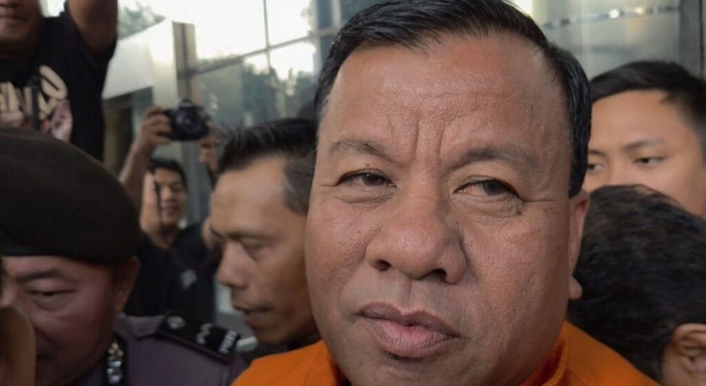 KPK Tetapkan Bupati Kuansing Suhardiman Amby Tersangka Suap Sekda