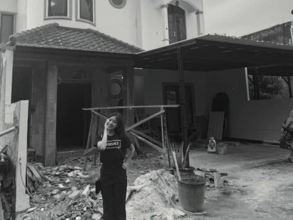 Ummi Quary Membeli Rumah Impian Secara Tunai Tanpa Cicilan