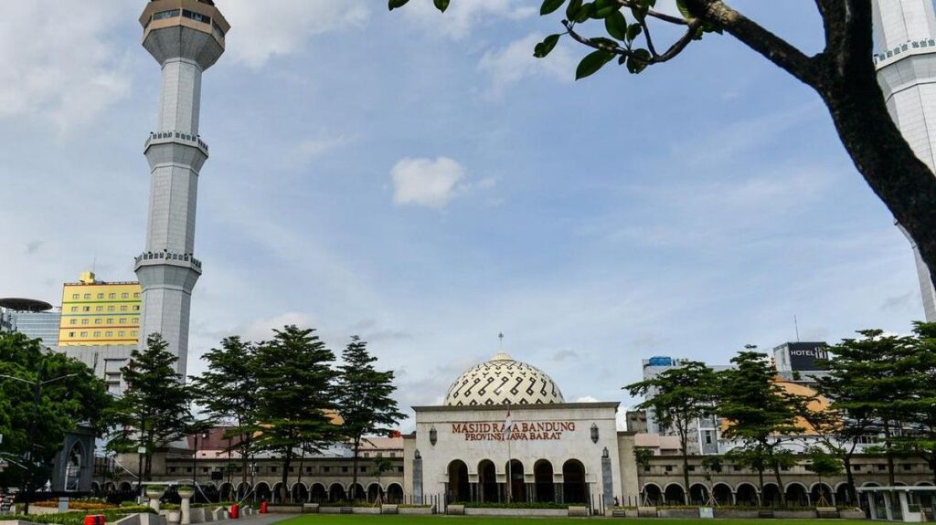 BMKG Prakirakan Cuaca Bandung Raya Cerah Berawan 26 Juli 2026
