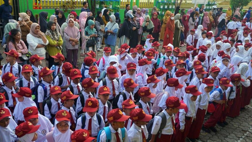 Kemendikdasmen Terbitkan Regulasi Baru MPLS 2026 untuk Siswa Baru