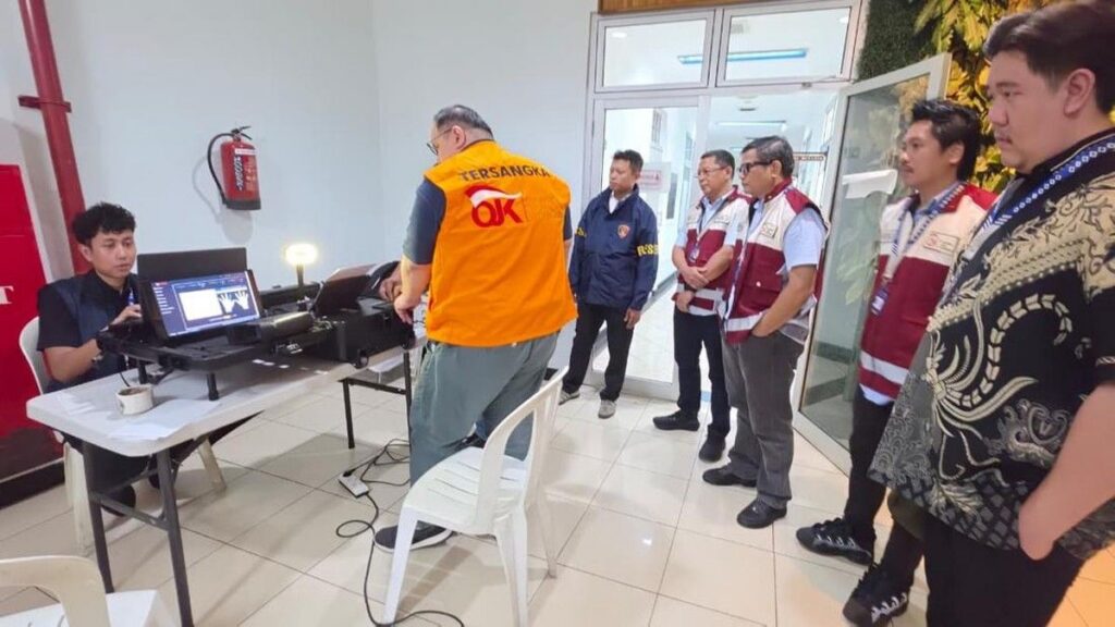 OJK Serahkan Tersangka Kasus Asuransi Jiwa Prolife ke Kejaksaan