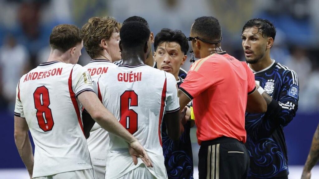 Argentina Tekuk Inggris 2-1 di Semifinal Piala Dunia 2026