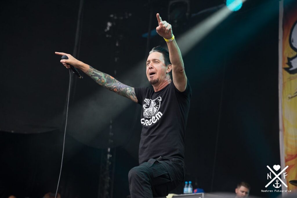 Lou Koller Vokalis Sick Of It All Meninggal Dunia pada Usia 59 Tahun