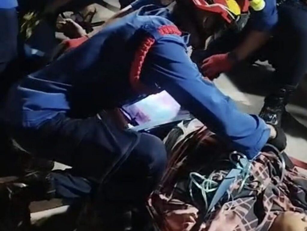 Remaja Terjatuh ke Jurang di Depok Saat Mengambil Bola