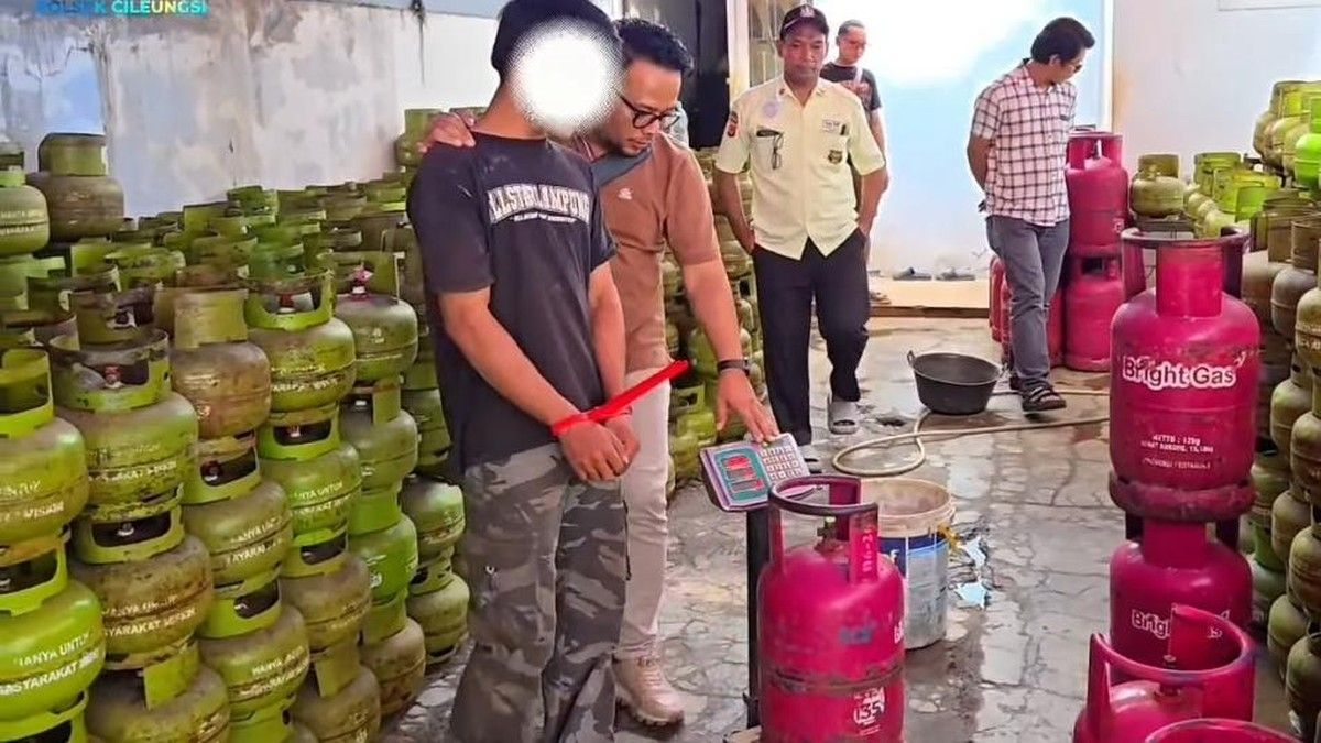 Polisi Pengoplos Gas LPG Subsidi Cileungsi Bogor