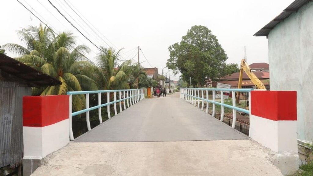 Polda Riau Tuntaskan Pembangunan Jembatan Merah Putih Presisi di Dumai