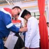 Pertamina Bagikan 200 Paket Perlengkapan Sekolah di Banyuwangi