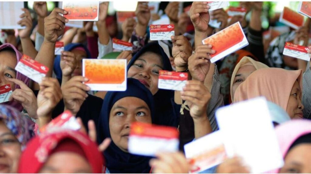 Pemerintah Perluas Digitalisasi Bansos ke 43 Kabupaten Kota