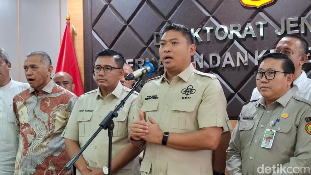 Kementan Tetapkan Harga Acuan Pembelian Ayam Ras dan Telur