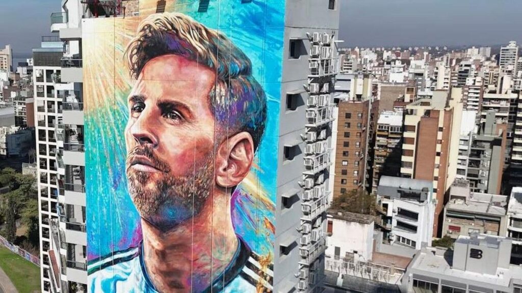 Kota Rosario Merestorasi Mural Raksasa Lionel Messi