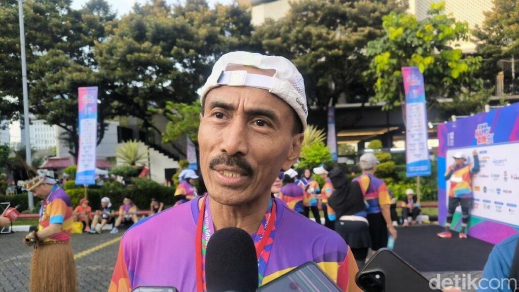 Bambang Suhermanto Raih Juara Dua Senior Happy Run 5K 2026