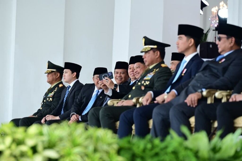 Prabowo Subianto Lantik 1.177 Perwira Remaja TNI dan Polri di Istana Merdeka