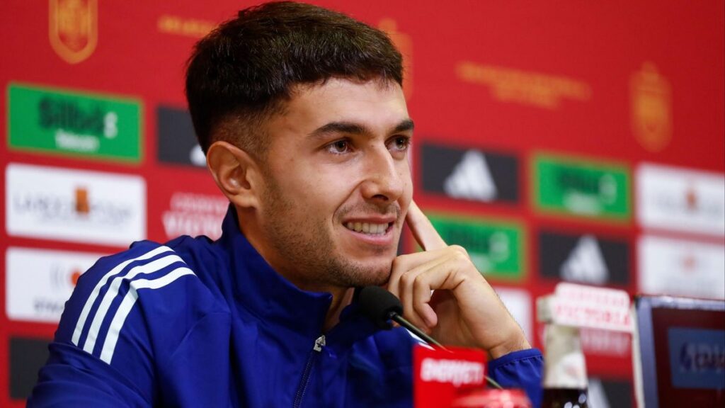 Martin Zubimendi Pilih Desa Uztarroz Jadi Tempat Berlibur