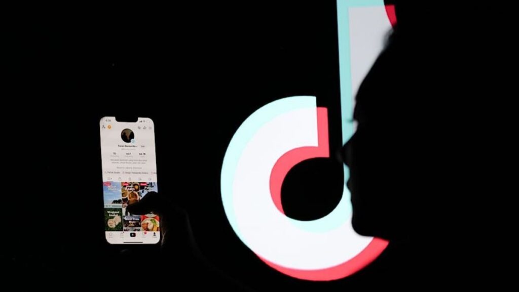 TikTok Rencana Pangkas 300 Karyawan di Pusat Operasi Irlandia