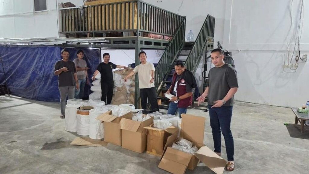 Polres Metro Jakarta Barat Bongkar Laboratorium Pil Jin Terselubung di Semarang