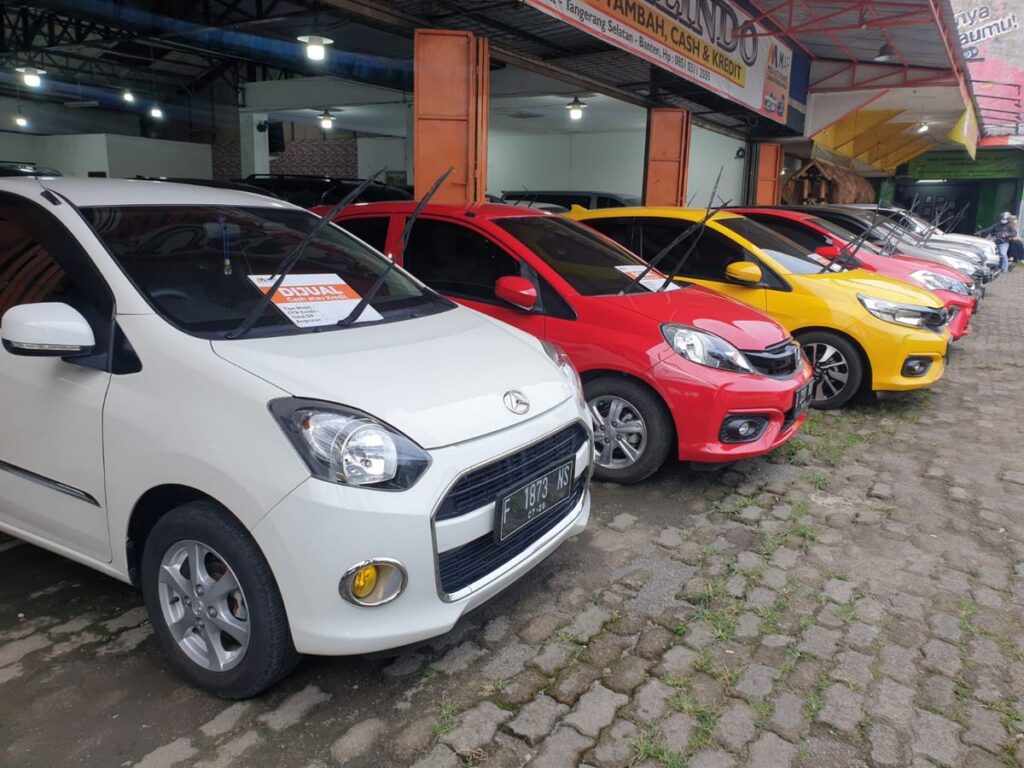 10 Pilihan Mobil LCGC Bekas dengan Kabin Luas dan Harga Terjangkau