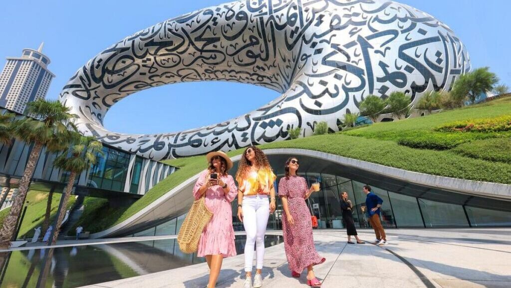Dubai Tawarkan Insentif Rp 14 Juta untuk Warga yang Bawa Turis