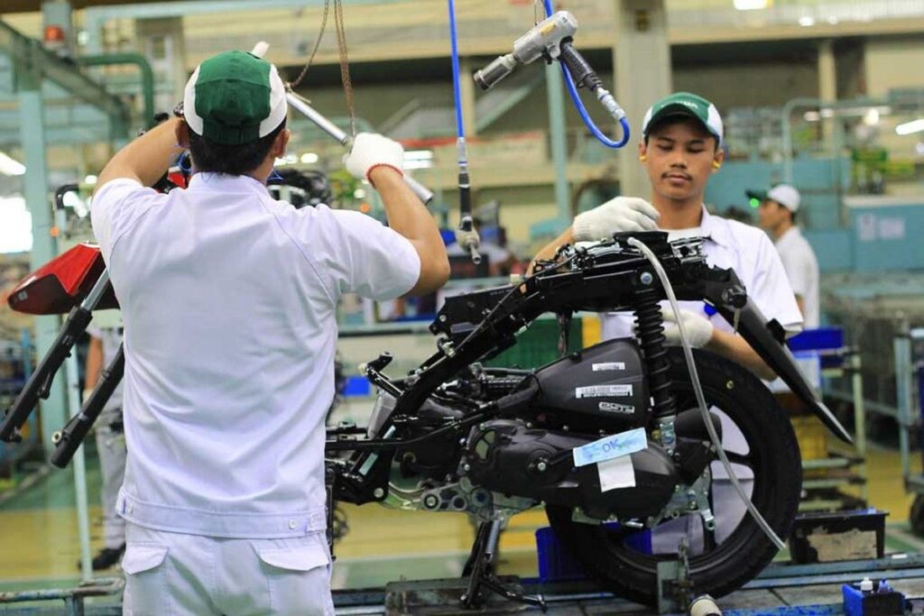Astra Honda Motor Capai Produksi 100 Juta Unit Sepeda Motor