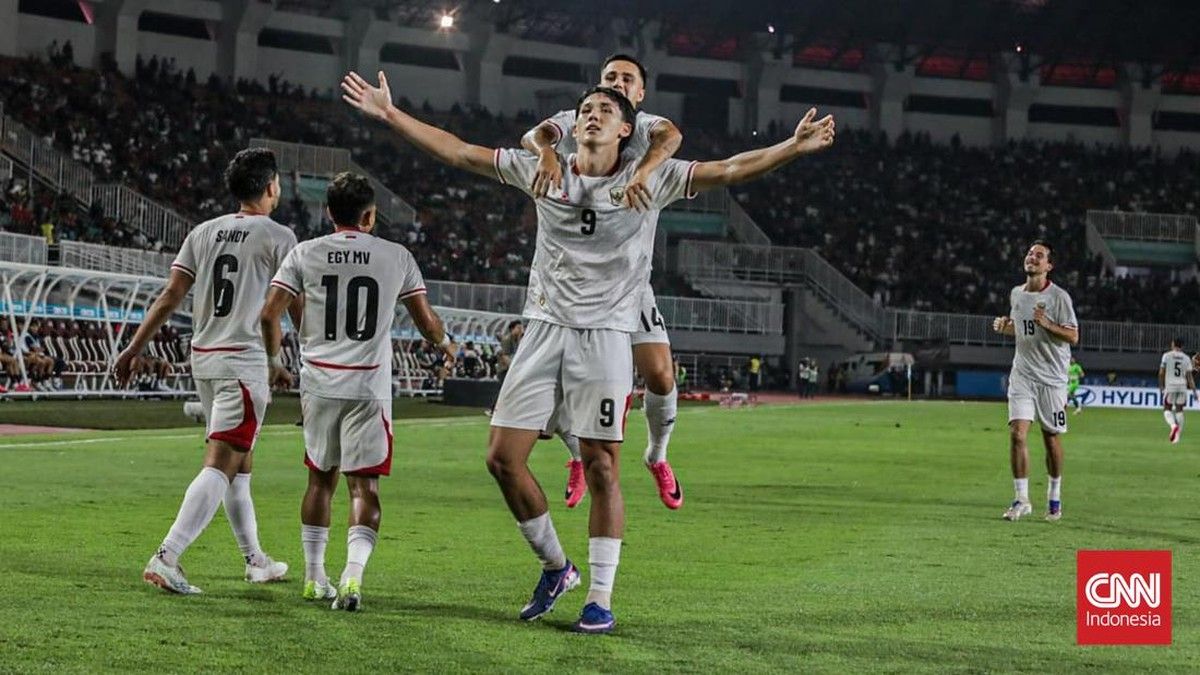 Mitchell Baker Cetak Hattrick Saat Indonesia Bungkam Kamboja 4 1