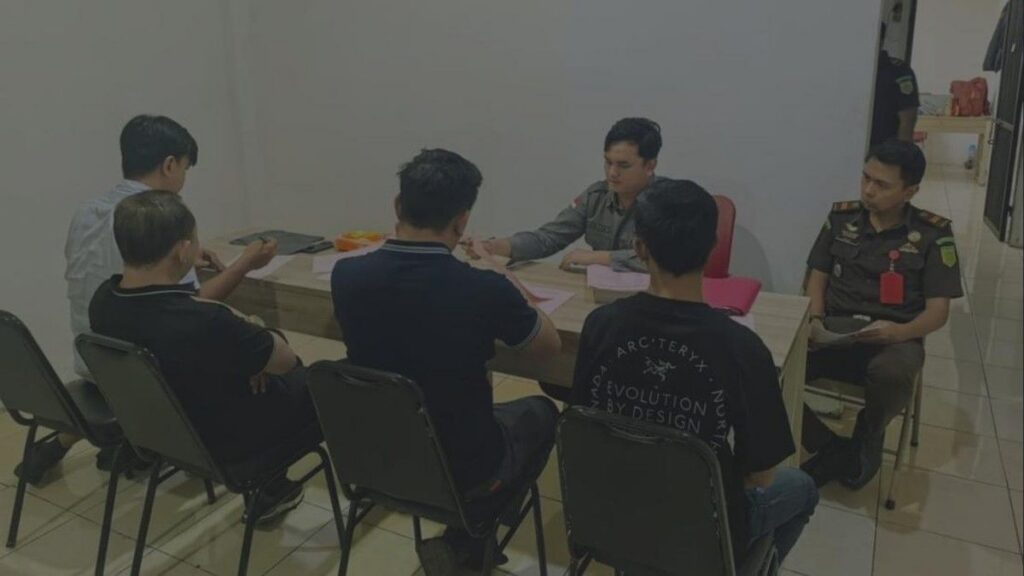 Kejaksaan Negeri Kabupaten Bekasi Tahan Anggota DPRD Tersangka Pengeroyokan