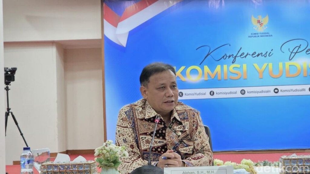 Komisi Yudisial Ungkap Dugaan Pelanggaran Kode Etik Hakim Kasus Nadiem dan Andrie