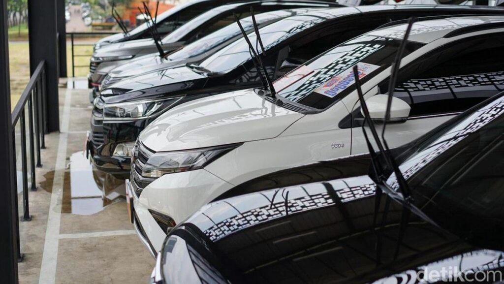 Pasar Mobil Bekas Naik 67,5 Persen Lampaui Kendaraan Baru