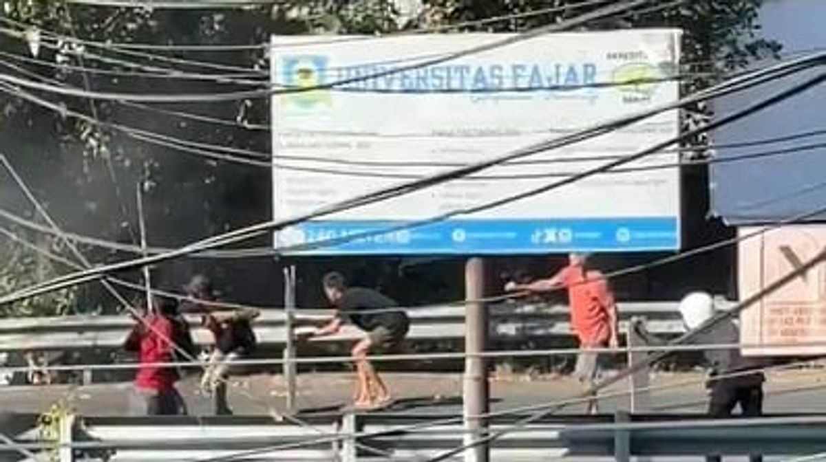 Polisi Amankan 15 Orang Terkait Bentrokan Warga di Menteng
