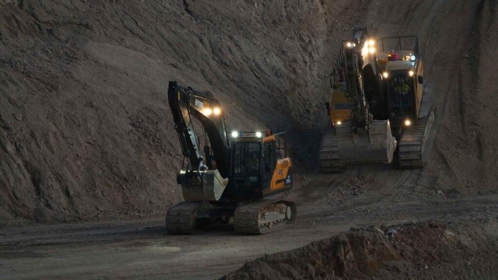 PT Merdeka Gold Resources Tbk Catatkan Saham Perdana di HKEX