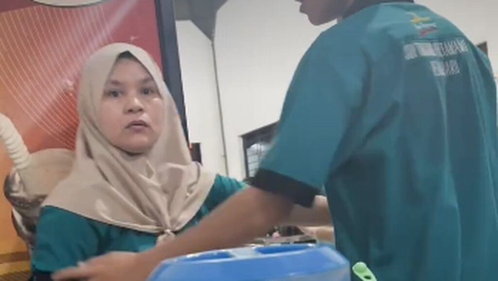 Pegawai RM Sop Tunjang Pertama Pekanbaru Dipecat Setelah Bentak Pelanggan