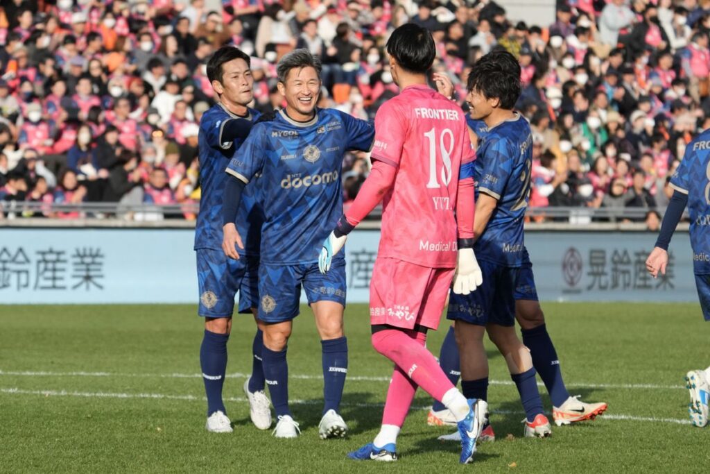 Kazuyoshi Miura Cetak Gol Perdana Setelah Empat Tahun