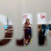 OJK Cabut Izin Usaha 10 BPR dan Dorong Konsolidasi Perbankan
