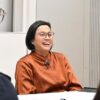 Sri Mulyani Menguji Tesis Lulusan Terbaik Magister FEB UI