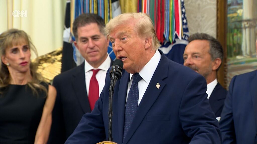 Trump Akui Hubungi Presiden FIFA Terkait Kartu Merah Balogun