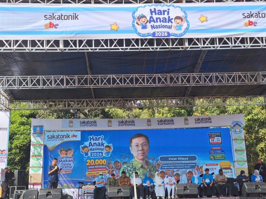 Sakatonik Curcuma Gelar Gerakan Makan Tanpa Drama di Stadion Heroik Serang