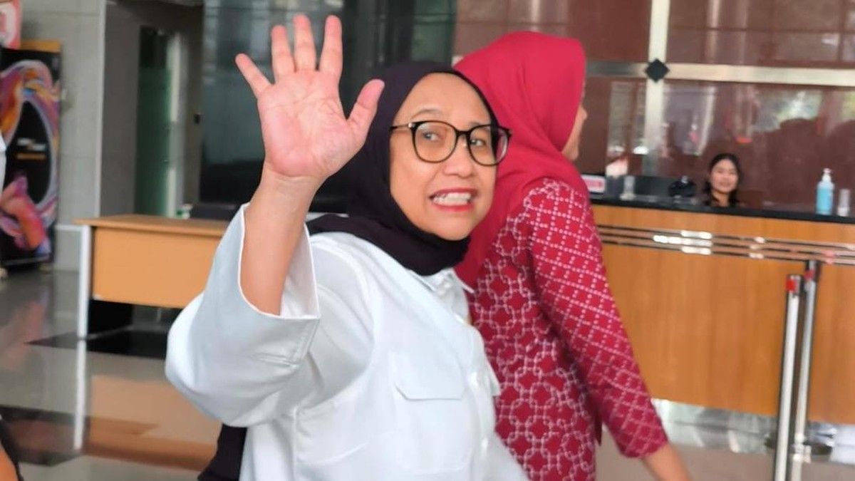 Kepala BGN Naniek Sudaryati Deyang Mundur Berobat Jantung