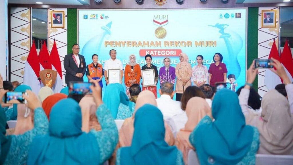 PAM JAYA Sukses Khitan 2.445 Anak Jakarta dan Raih Rekor MURI