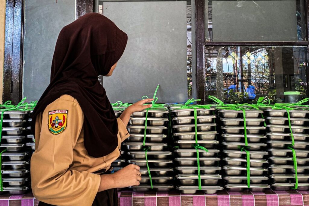 Komisi IX DPR Dorong Pemangkasan Penerima Makan Bergizi Gratis