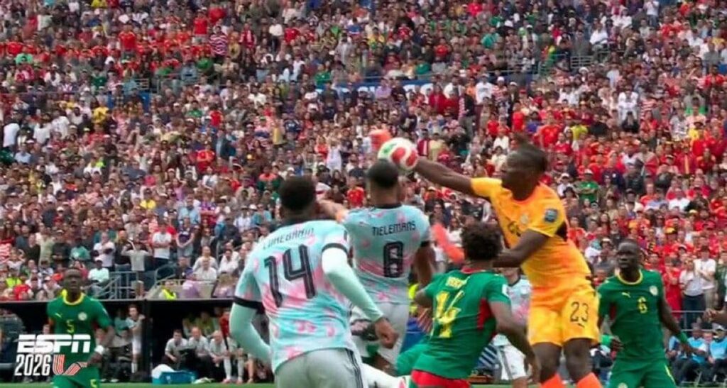 Mory Diaw Lakukan Blunder Fatal Saat Senegal Hadapi Belgia